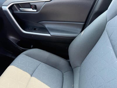 2025 Toyota RAV4 XLE AWD