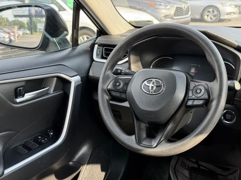 2025 Toyota RAV4 XLE AWD