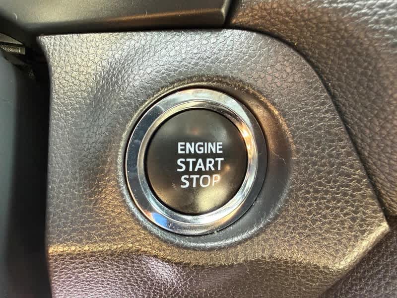 2025 Toyota RAV4 XLE AWD