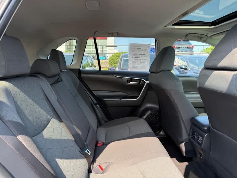 2025 Toyota RAV4 XLE AWD