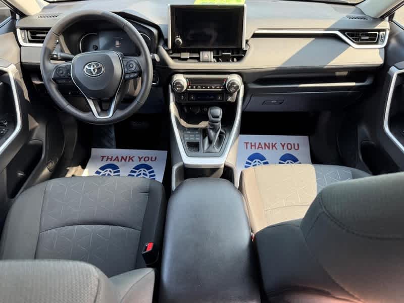 2025 Toyota RAV4 XLE AWD