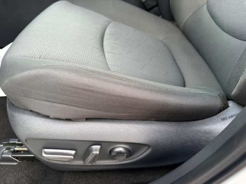 2025 Toyota RAV4 XLE AWD