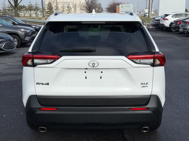 2025 Toyota RAV4 XLE AWD