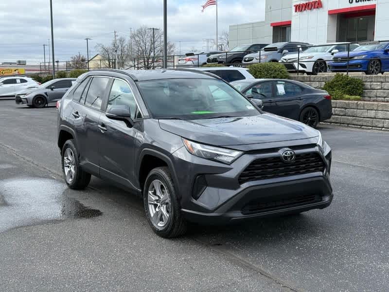 2025 Toyota RAV4 XLE AWD