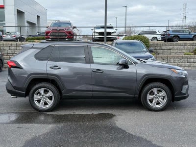 2025 Toyota RAV4 XLE AWD