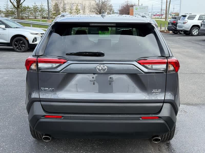 2025 Toyota RAV4 XLE AWD