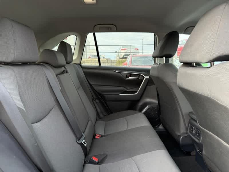 2025 Toyota RAV4 XLE AWD