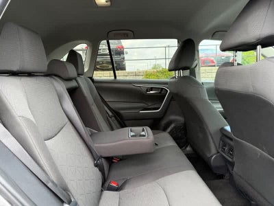 2025 Toyota RAV4 XLE AWD