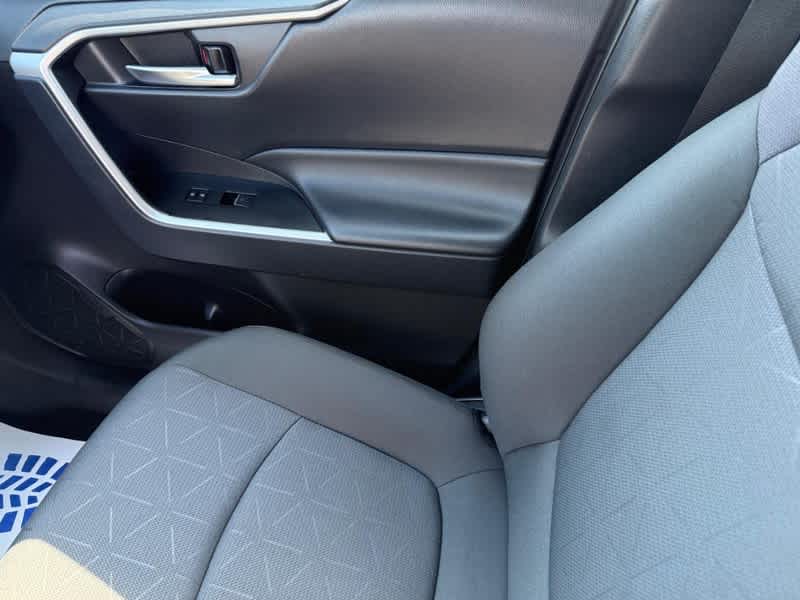 2025 Toyota RAV4 XLE AWD