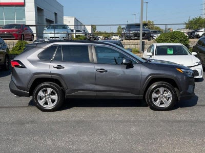 2025 Toyota RAV4 XLE FWD