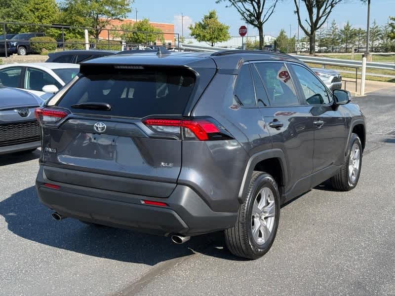 2025 Toyota RAV4 XLE FWD
