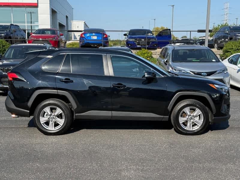 2025 Toyota RAV4 XLE FWD