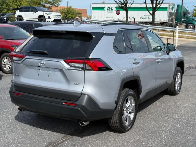 2025 Toyota RAV4 XLE FWD