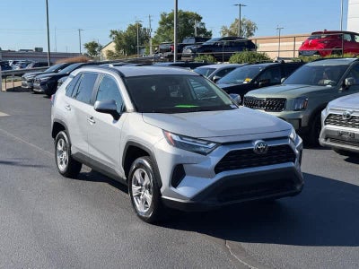 2025 Toyota RAV4 XLE FWD