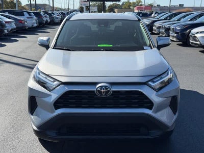2025 Toyota RAV4 XLE FWD