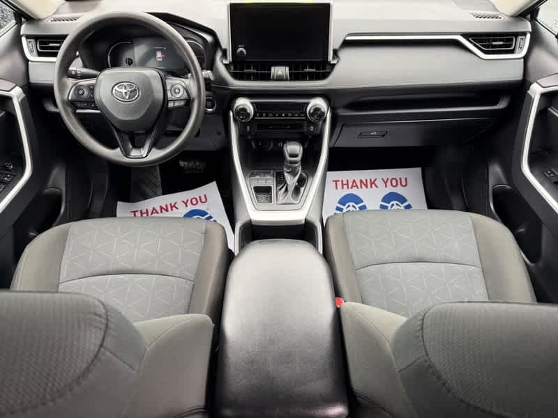 2025 Toyota RAV4 XLE FWD