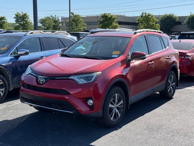 2017 Toyota RAV4 XLE FWD