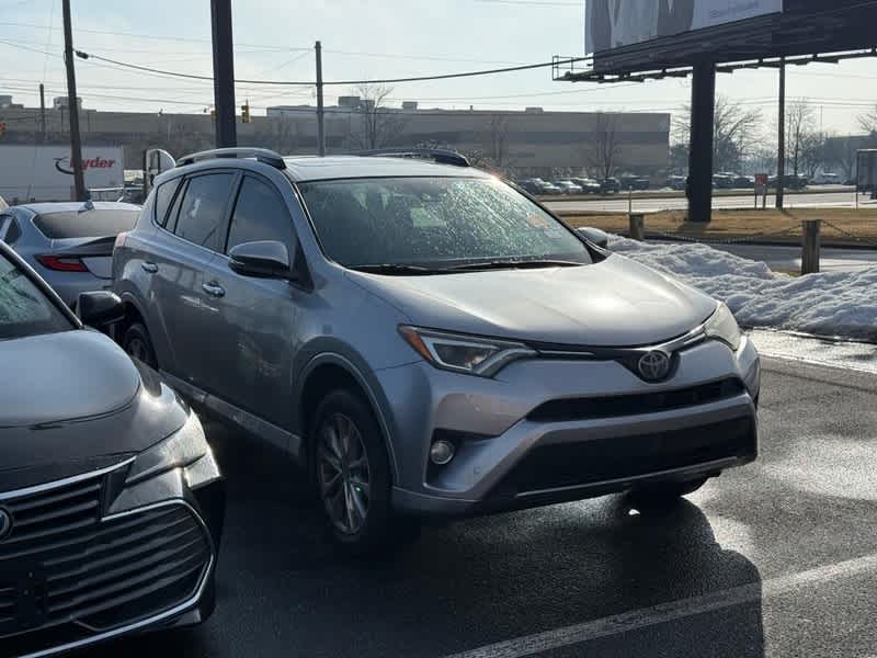 2017 Toyota RAV4 Platinum FWD