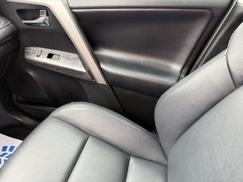 2017 Toyota RAV4 Platinum FWD