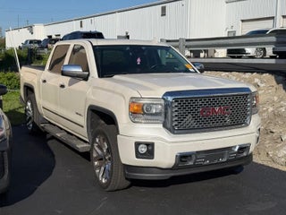 2015 GMC Sierra 1500 4WD Crew Cab 143.5 Denali