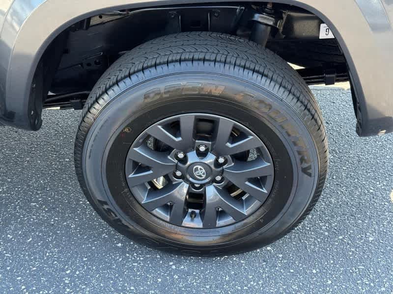 2023 Toyota Tacoma SR5 Double Cab 5 Bed V6 AT