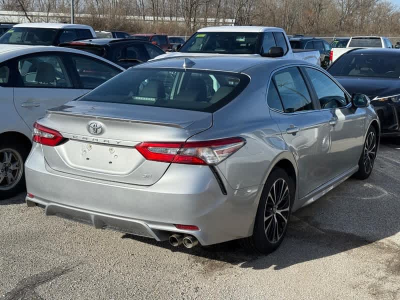 2019 Toyota Camry SE Auto