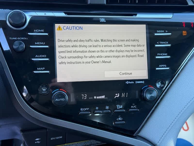 2019 Toyota Camry XLE Auto