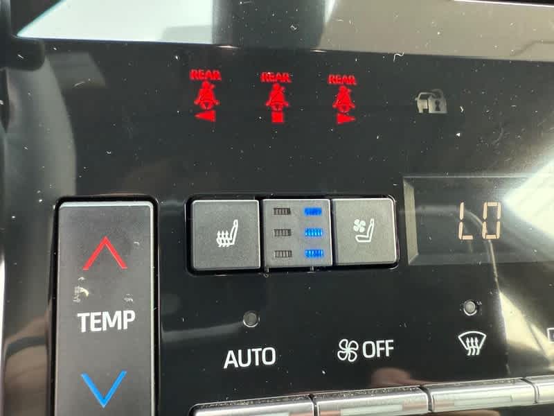 2019 Toyota Avalon Hybrid Limited