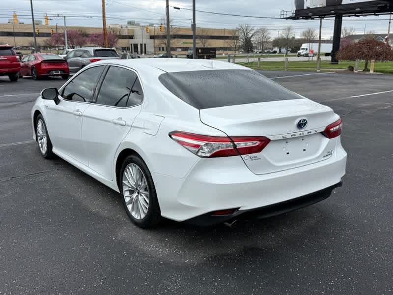 2019 Toyota Camry Hybrid XLE CVT