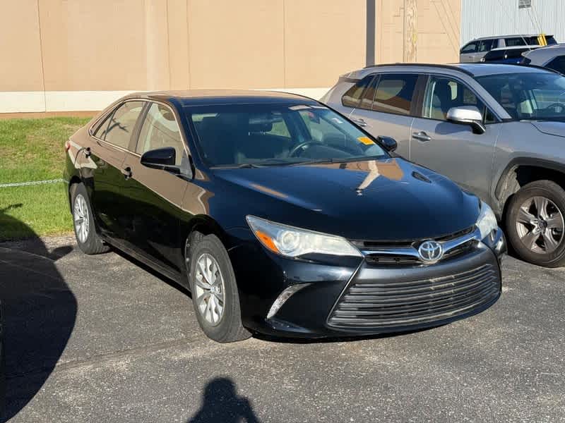 2016 Toyota Camry 4dr Sdn I4 Auto LE