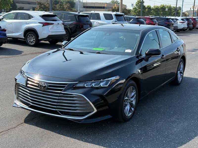 2019 Toyota Avalon XLE