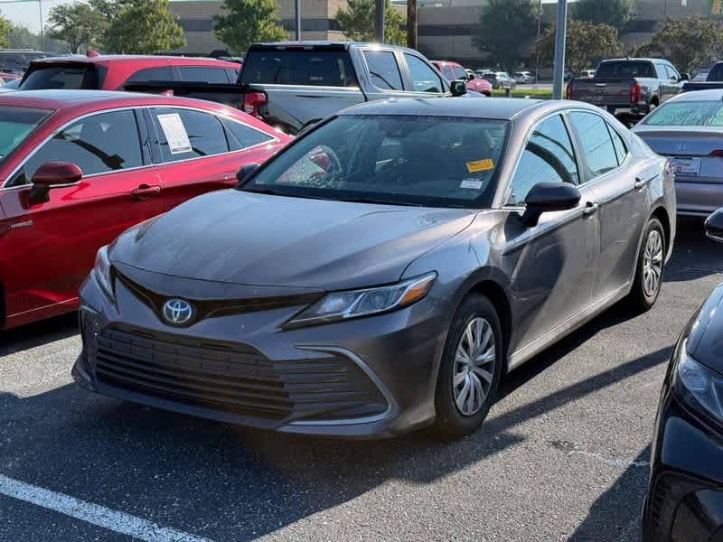 2024 Toyota Camry Hybrid LE CVT