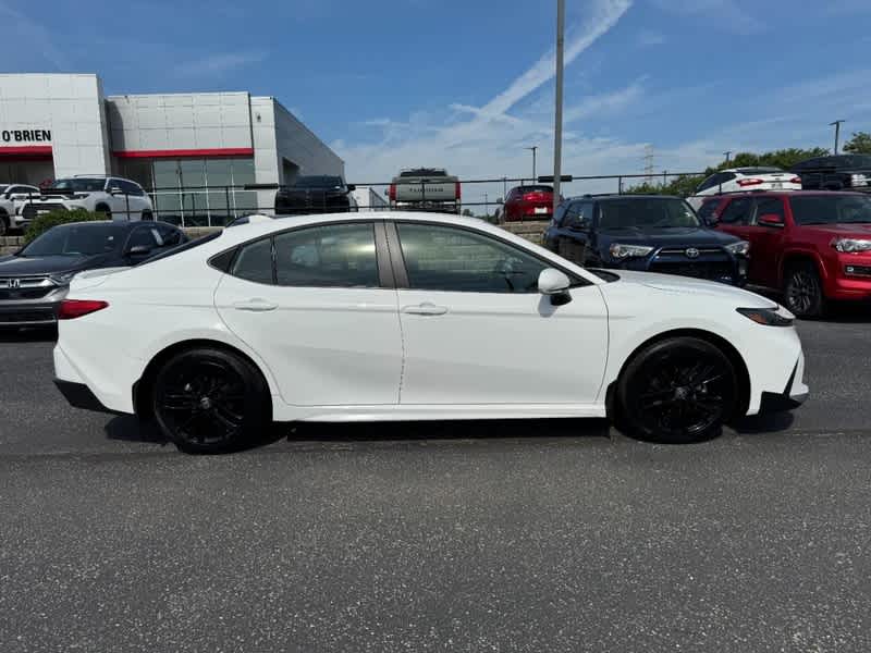 2025 Toyota Camry SE AWD