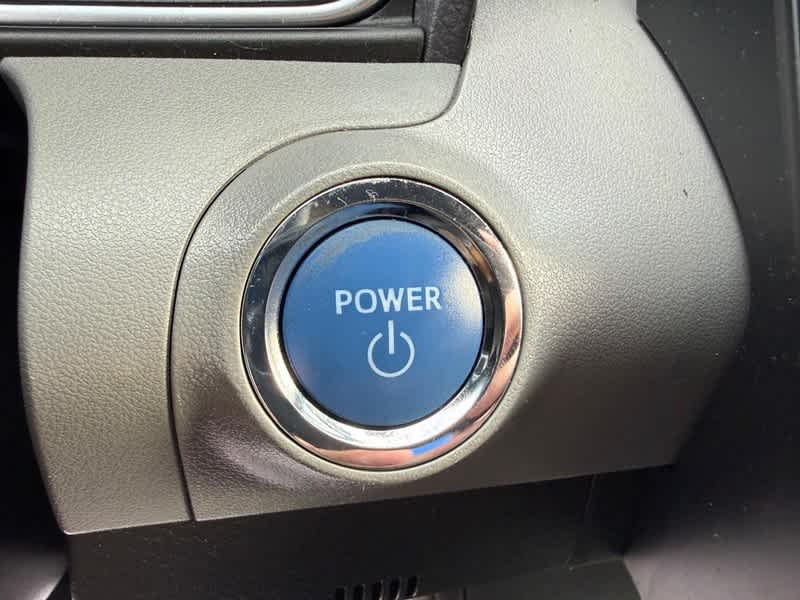 2020 Toyota Avalon Hybrid XSE