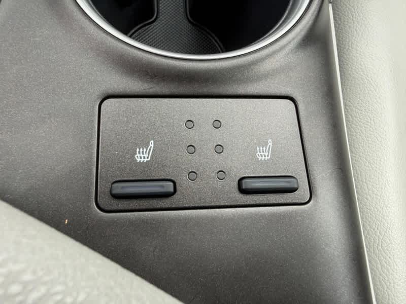 2022 Toyota Camry XLE Auto AWD