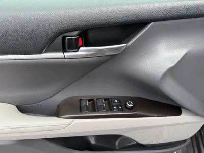 2022 Toyota Camry XLE Auto AWD