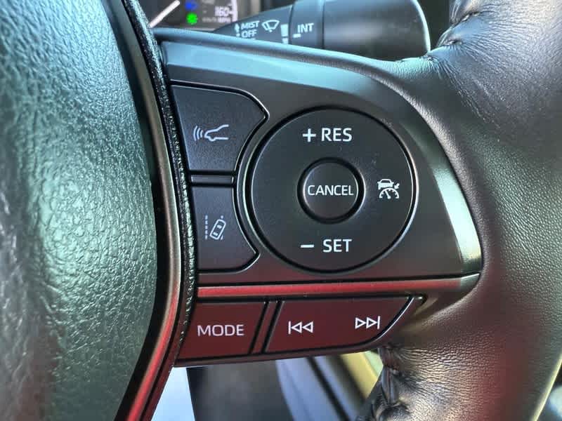 2023 Toyota Camry SE Auto