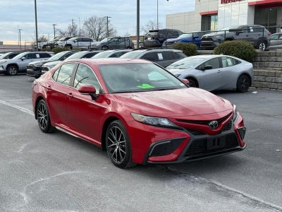 2024 Toyota Camry SE Auto