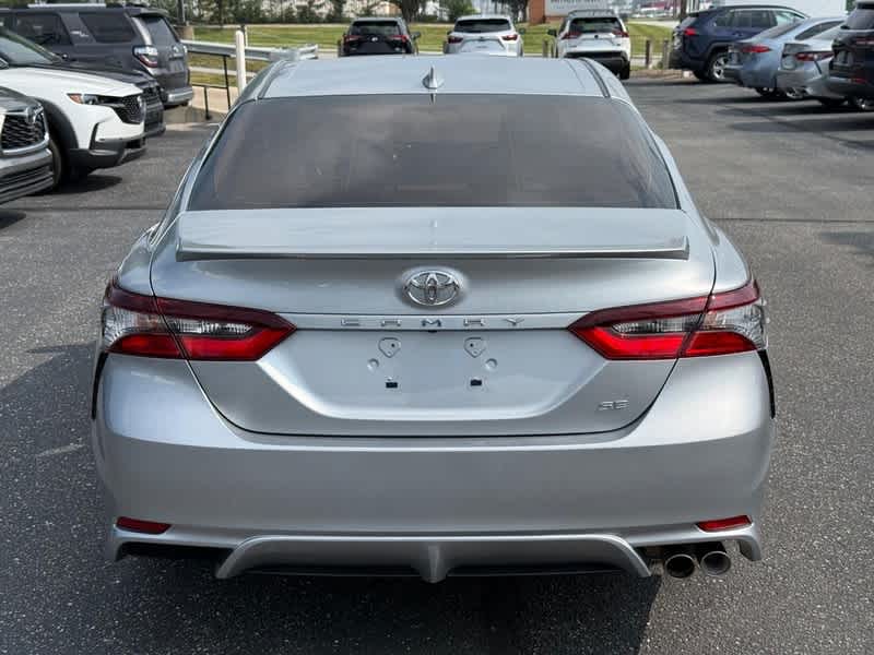 2024 Toyota Camry SE Auto