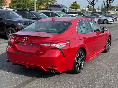 2020 Toyota Camry SE Auto