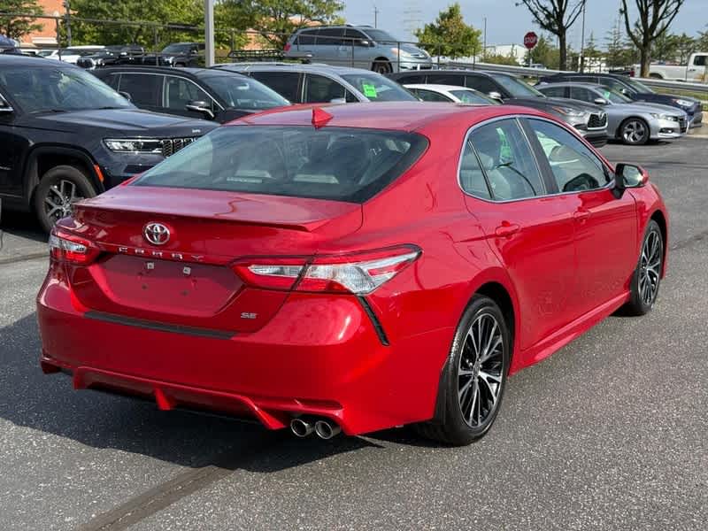 2020 Toyota Camry SE Auto