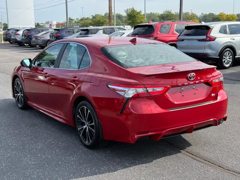 2020 Toyota Camry SE Auto