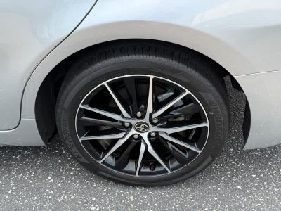 2023 Toyota Camry SE Auto