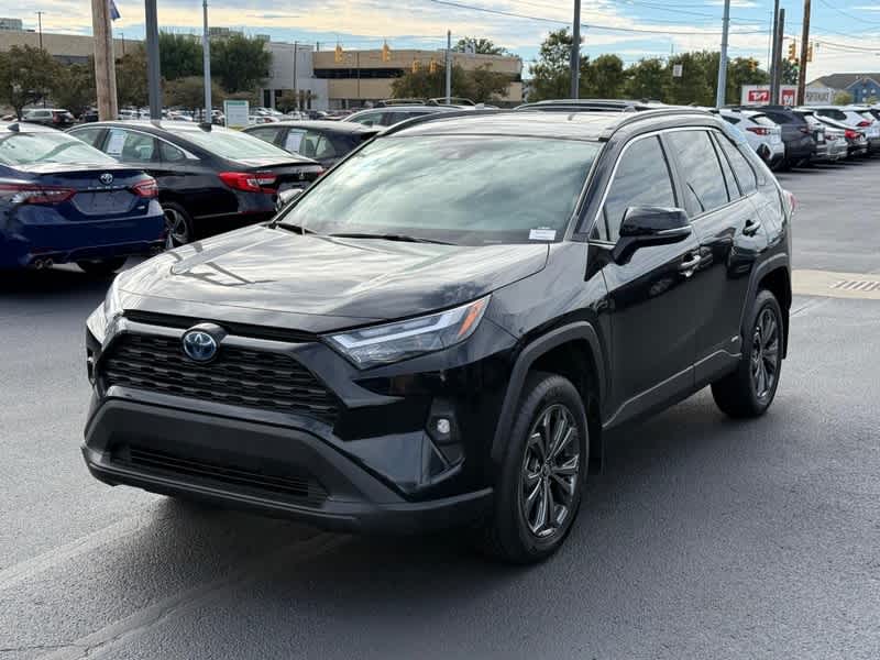 2024 Toyota RAV4 Hybrid XLE Premium AWD