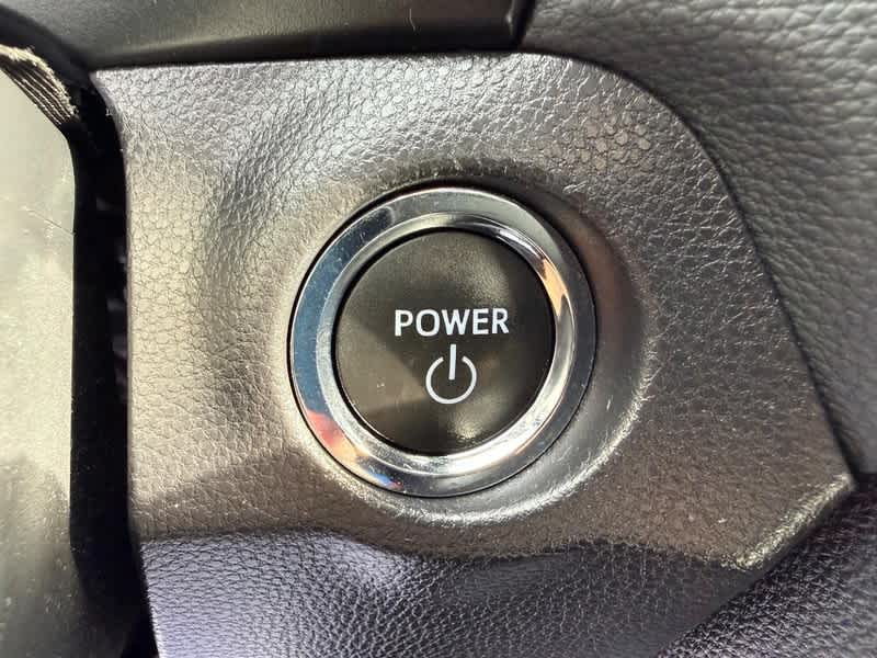 2025 Toyota RAV4 Hybrid XLE AWD