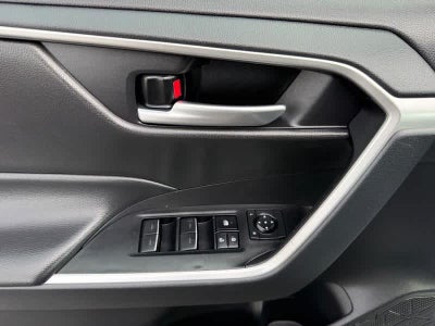 2025 Toyota RAV4 Hybrid XLE AWD