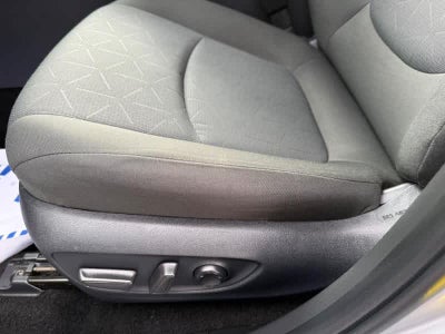 2025 Toyota RAV4 Hybrid XLE AWD