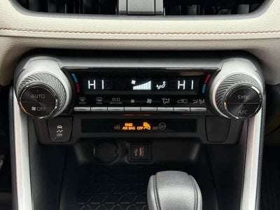 2025 Toyota RAV4 Hybrid XLE AWD