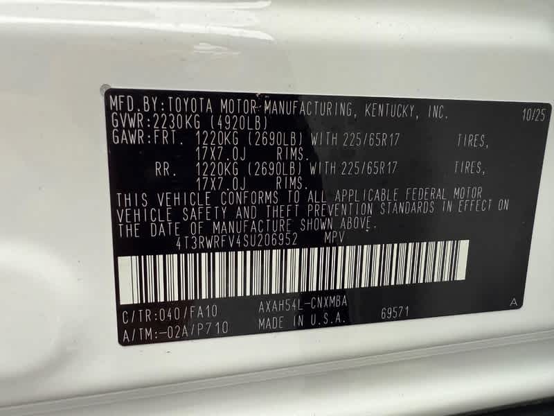 2025 Toyota RAV4 Hybrid XLE AWD