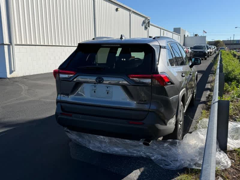 2023 Toyota RAV4 Hybrid XLE AWD